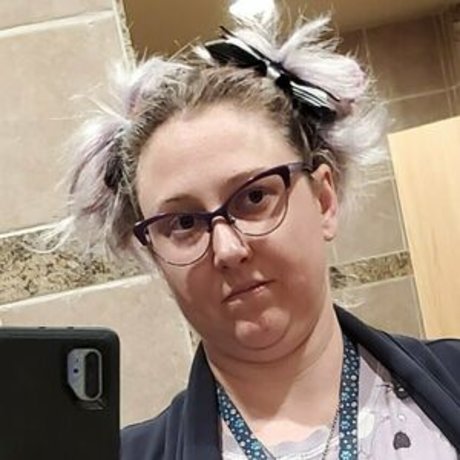 kittygoesb00m haut modèle galeries