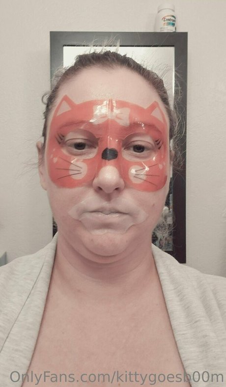 kittygoesb00m belle actrice img