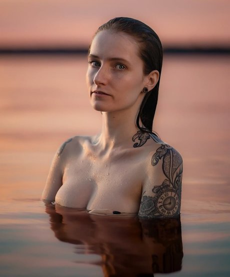 couple de fans uniquement assez nue photo