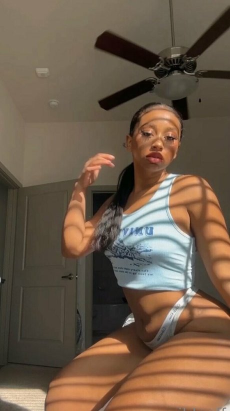 twink poilu onlyfans haute qualité sympa photo