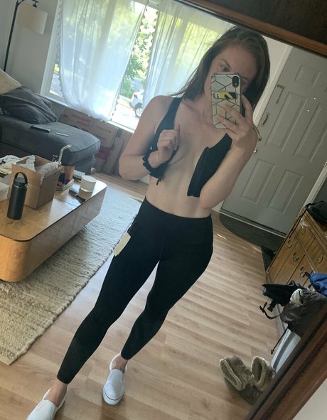 submissive gigi actrice hd photos