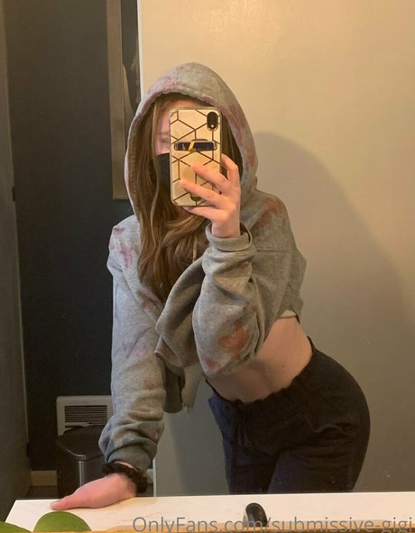 submissive gigi actrice de sexe photos