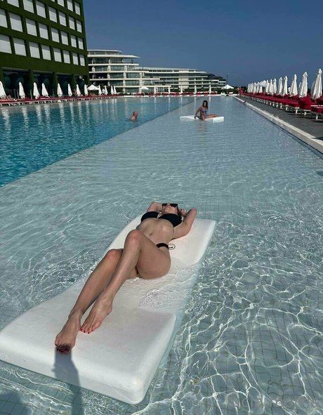 lucia morris actrice nue photos