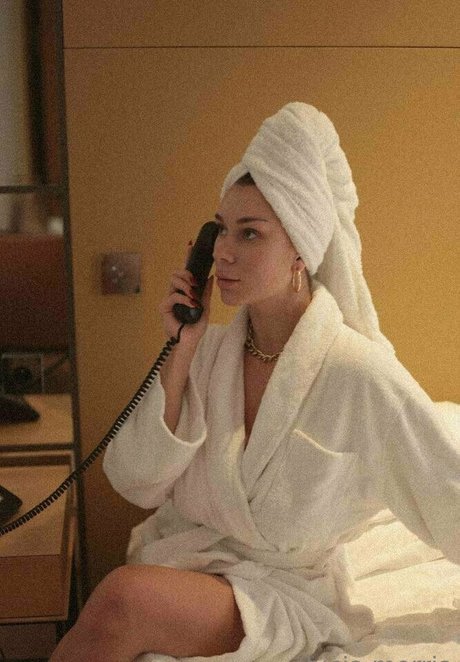 lucia morris haut modèle collection