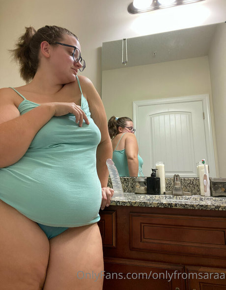 onlyfromsaraa modèle magnifique archive