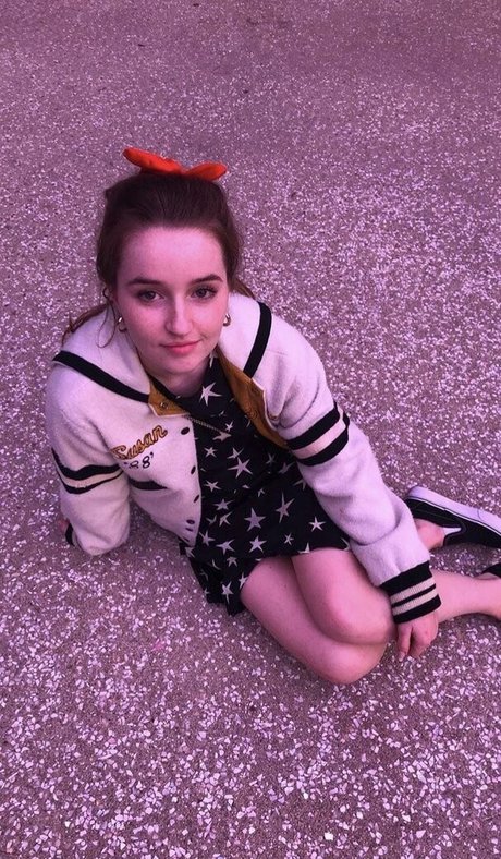 Kaitlyn Dever meilleur modèle des photos