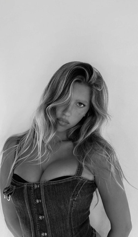 plage seins nus onlyfans xxx sexy galerie