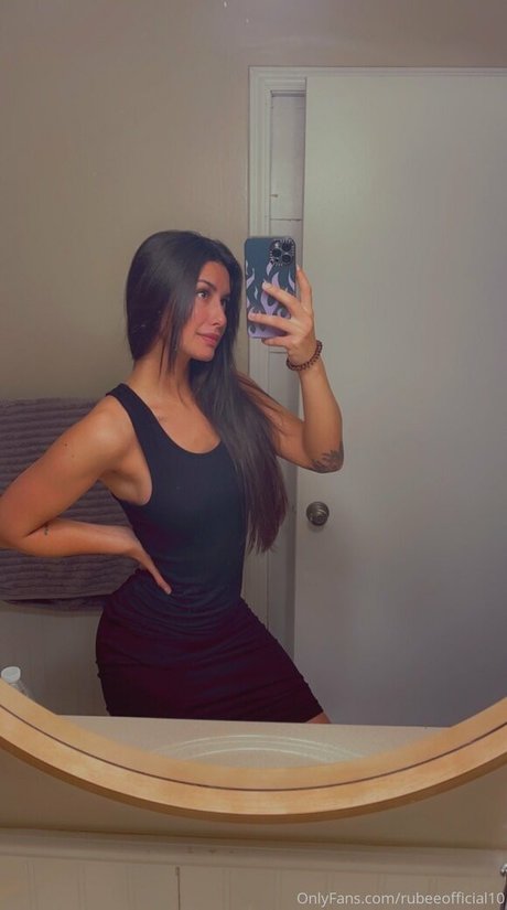 rubeeofficial art modèle collection