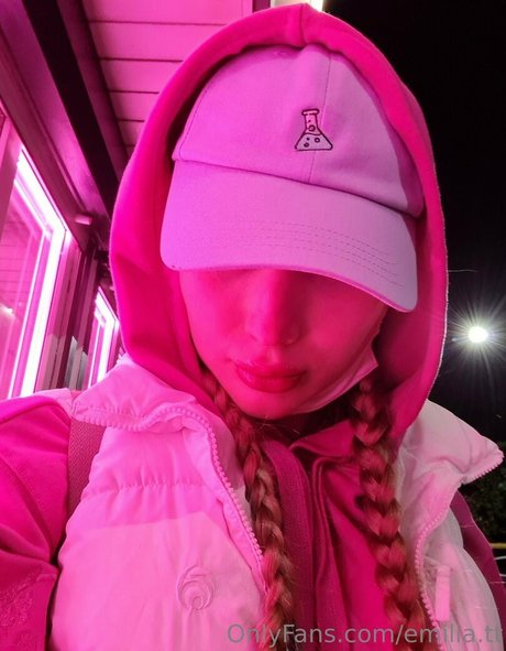 fans noirs enceintes uniquement art gratuit galeries