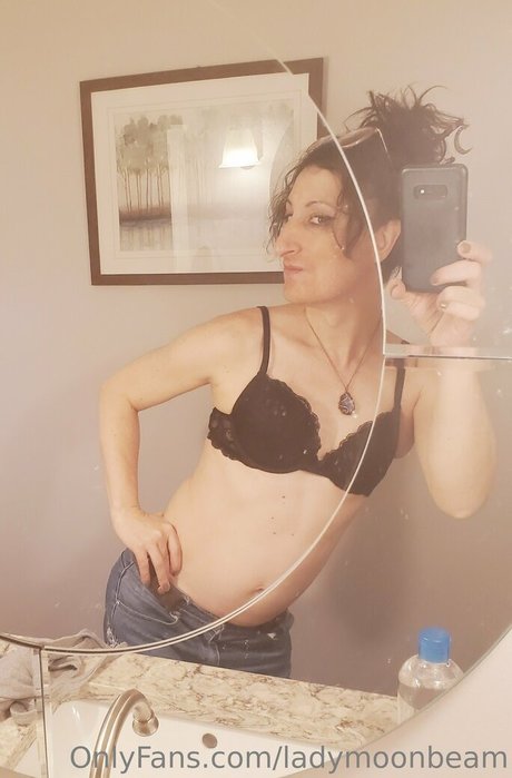 ladymoonbeam étoile érotique galeries