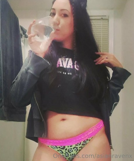 asianravenx modèle nu photos