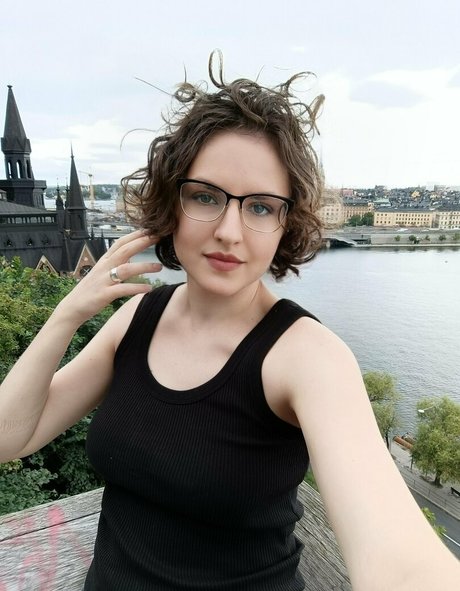 gera october haut modèle img