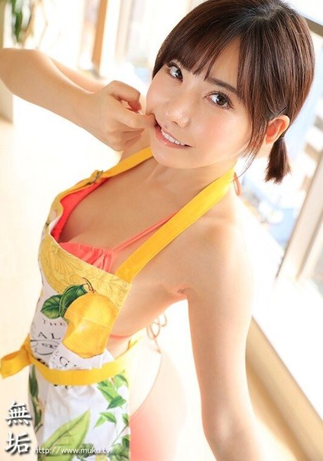 Eimi Fukada actrice pornographique collection