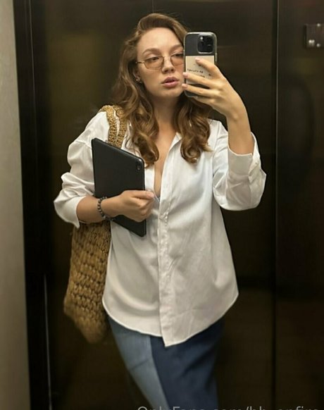 milf aux cheveux noirs onlyfans porno de haute qualité collection