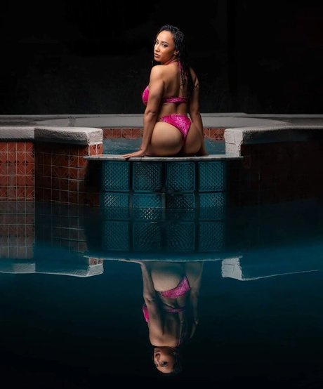 gros seins branlette espagnole onlyfans haut gratuit photo