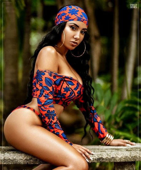 twink poilu onlyfans érotique en haute qualité image