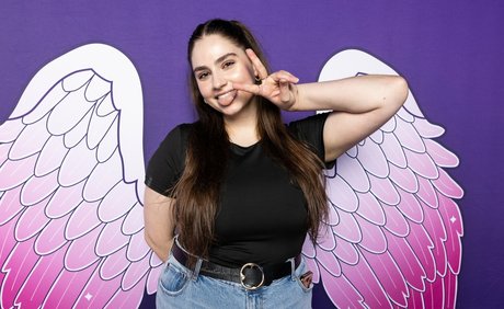 Elisabeth Marchini modèle magnifique collection