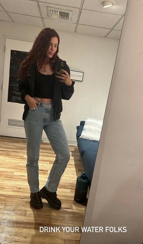 Courtney Hope meilleure star du porno des photos