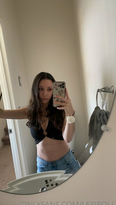 footjob uniquementfans sexy en haute qualité des photos