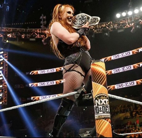 Isla Dawn modèle parfait image