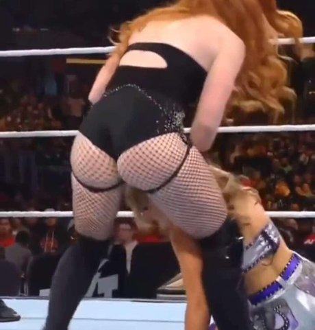 Isla Dawn modèle de haute qualité images