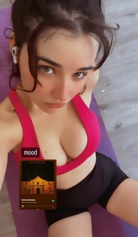 Michele Alves étoile adulte archive