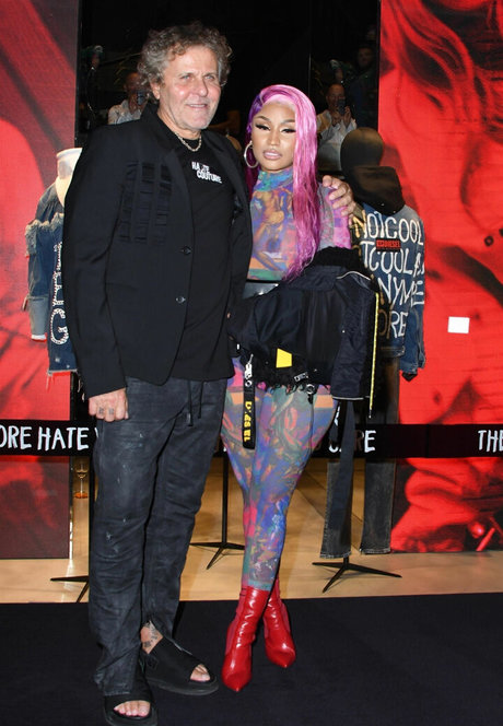 plage seins nus onlyfans assez exclusif des photos