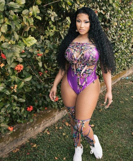 Nicki Minaj modèle de sexe image