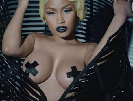 Nicki Minaj star exclusive image