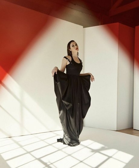 Alycia Debnam Carey star du porno exclusive images