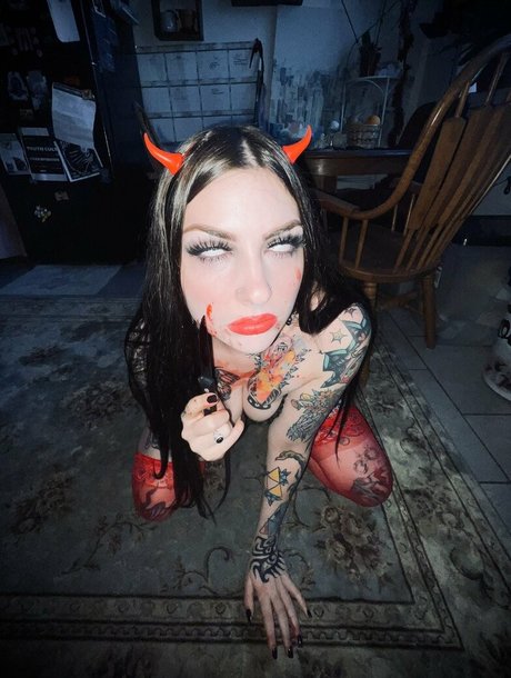 Eggbaaby modèle porno des photos