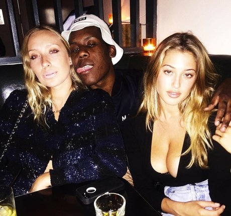 Lindsey Kevitch actrice de nus photo