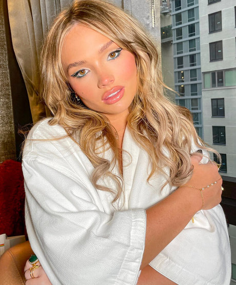 gros butin blanc onlyfans nus sexy galeries