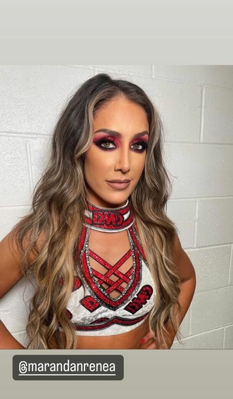 Dr Britt Baker modèle hd images