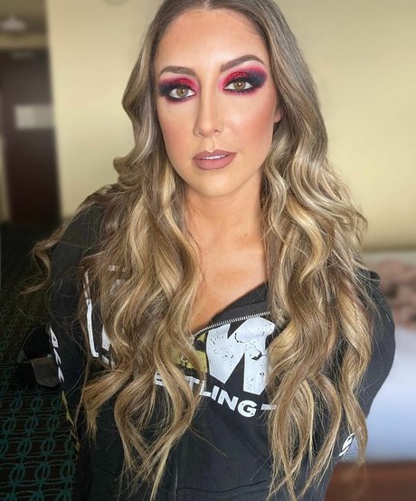 Dr Britt Baker art star du porno galeries