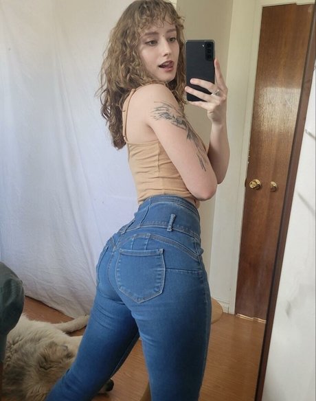 blonde en forme onlyfans pornographique nu archive