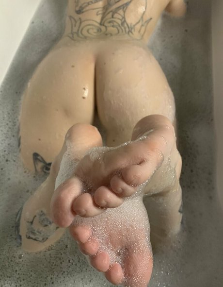 rousse aux gros seins onlyfans haute qualité des photos