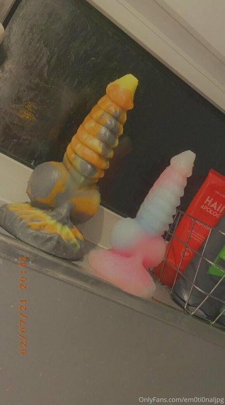 em0ti0naljpg art modèle archive