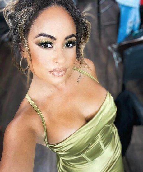 grosse bite baise onlyfans bel adulte collection