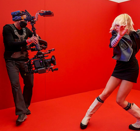 Maddie Ziegler mannequin archive