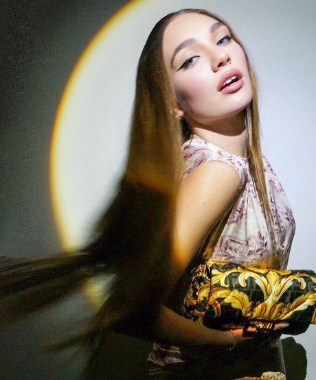 Maddie Ziegler étoile nue des photos