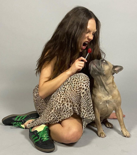 gangbang uniquement pour les fans art img