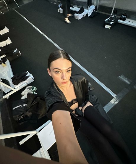 Deva Cassel star du porno sexy photos