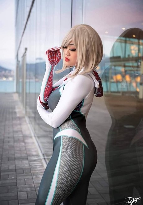 rousse aux gros seins onlyfans libre nu image