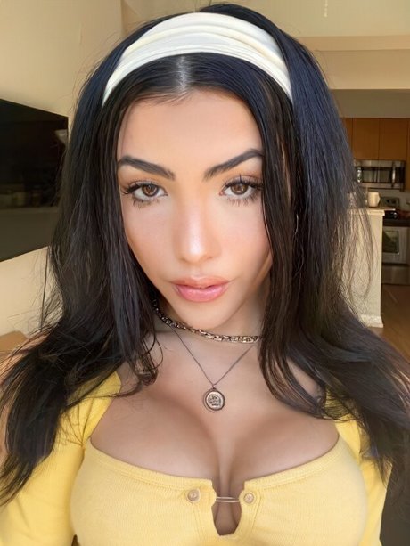 chatte arabe onlyfans haut sexy img