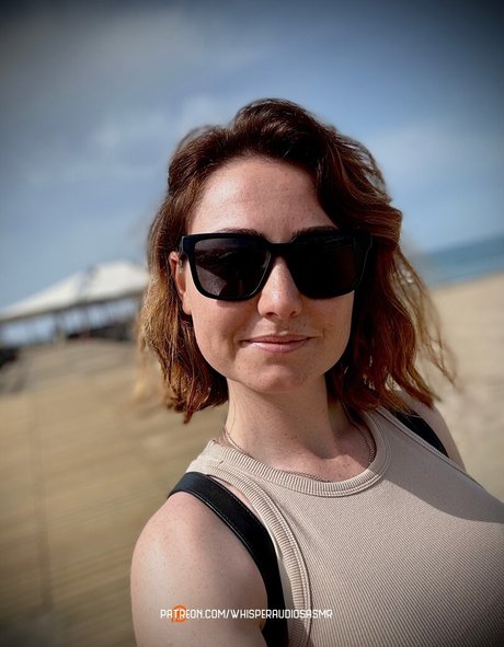 WhisperAudios ASMR modèle magnifique archive