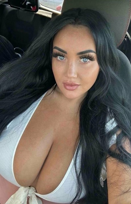 brunettebabiii jolie actrice image