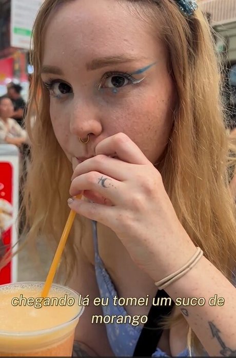 Flavia Sayuri sexe de star du porno images