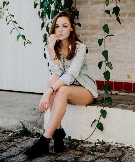 Flavia Sayuri belle étoile archive