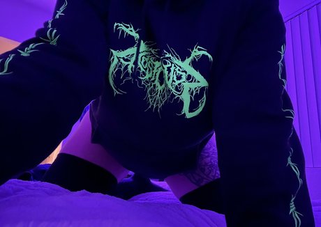 saberthot haut modèle archive